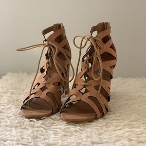 Brown Lace Up Strappy Block Heel Size 8